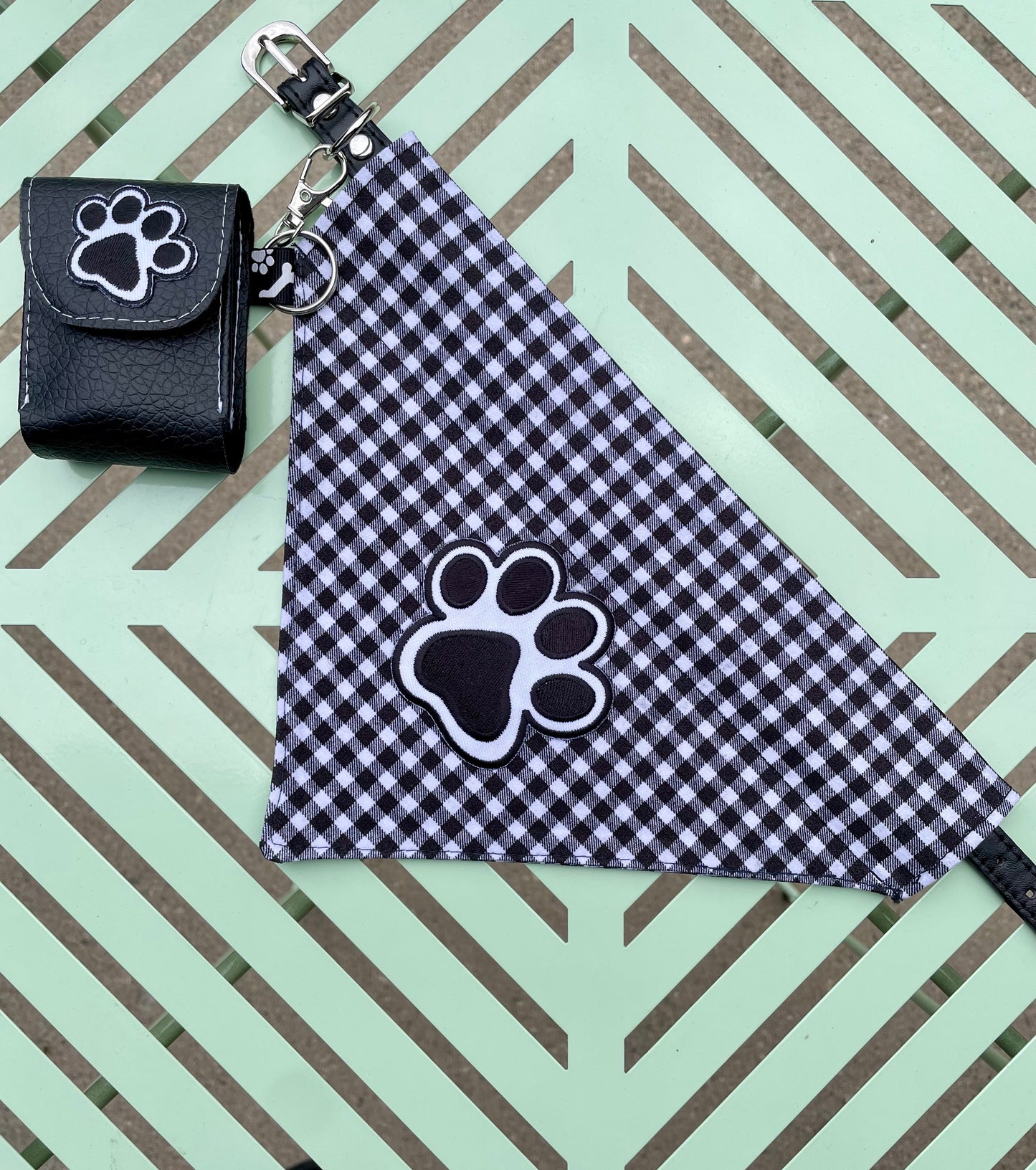 Let’s Go Girl’s Reversible Dog Bandana 🐾🤠