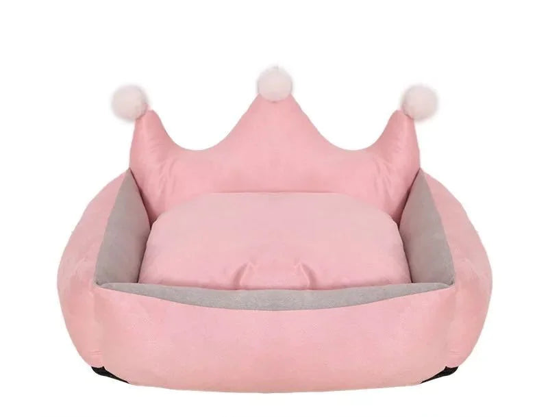 PAWBLVD Crown Dog Bed