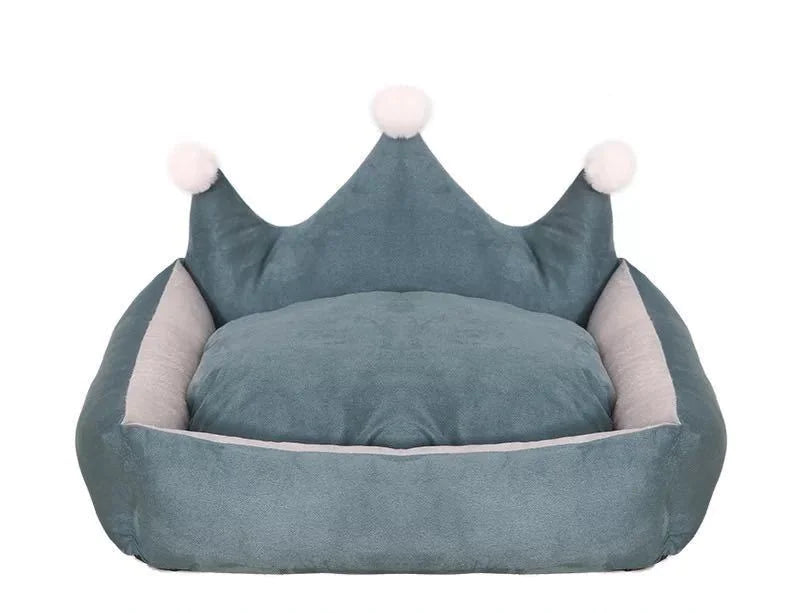 PAWBLVD Crown Dog Bed